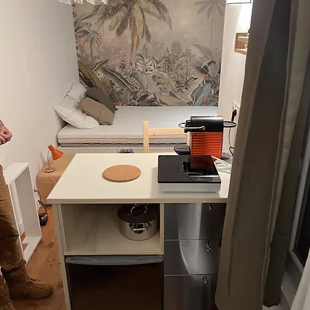Tiny House Au Fond Du Jardin En Plein Centre Ville Marseille Exterior photo