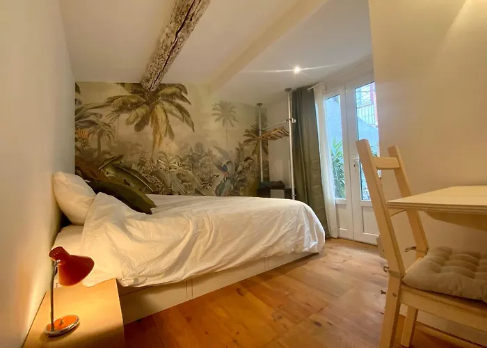 Tiny House Au Fond Du Jardin En Plein Centre Ville